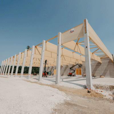 Projekt: Neubau des klimapositiven Logistikzentrums der Brauerei Kuchlbauer Abensberg Neubau des klimapositiven Logistikzentrums der Brauerei Kuchlbauer Abensberg